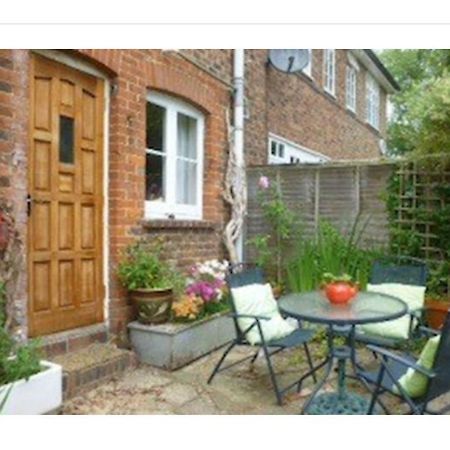Court Barn Cottage B&B 버워시 외부 사진